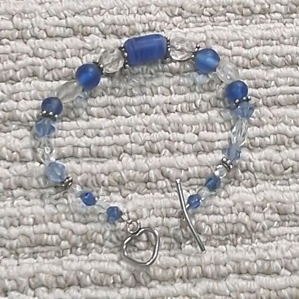 Blue Clear Beaded Bracelet Silver Tone Heart Toggle Clasp Beaded Strand Jewelry